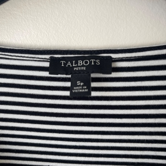 Black and white scoop neck T-shirt - Picture 3 of 7